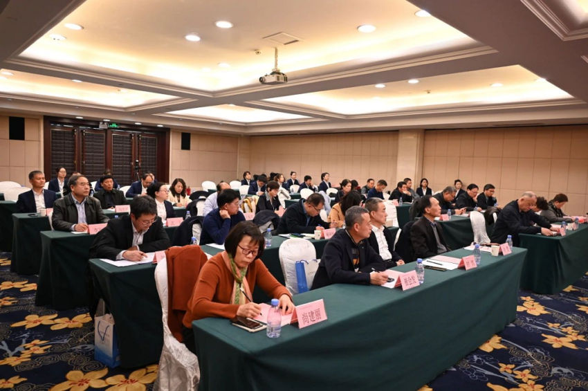 陕建材标委会召开2025年度工作会议